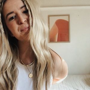 Meet your Posher, Joy